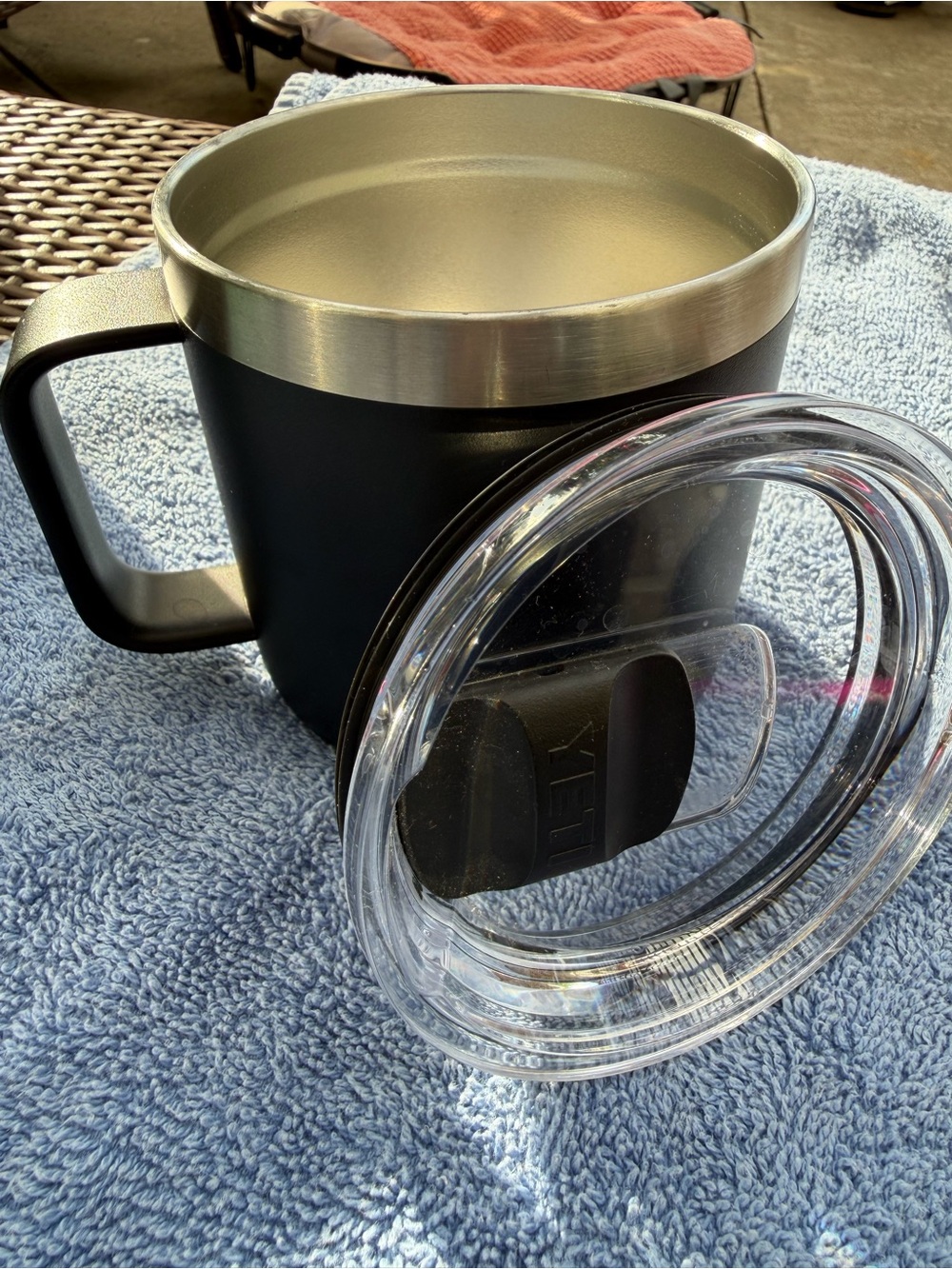 YETI Rambler - Picture 4 of 4